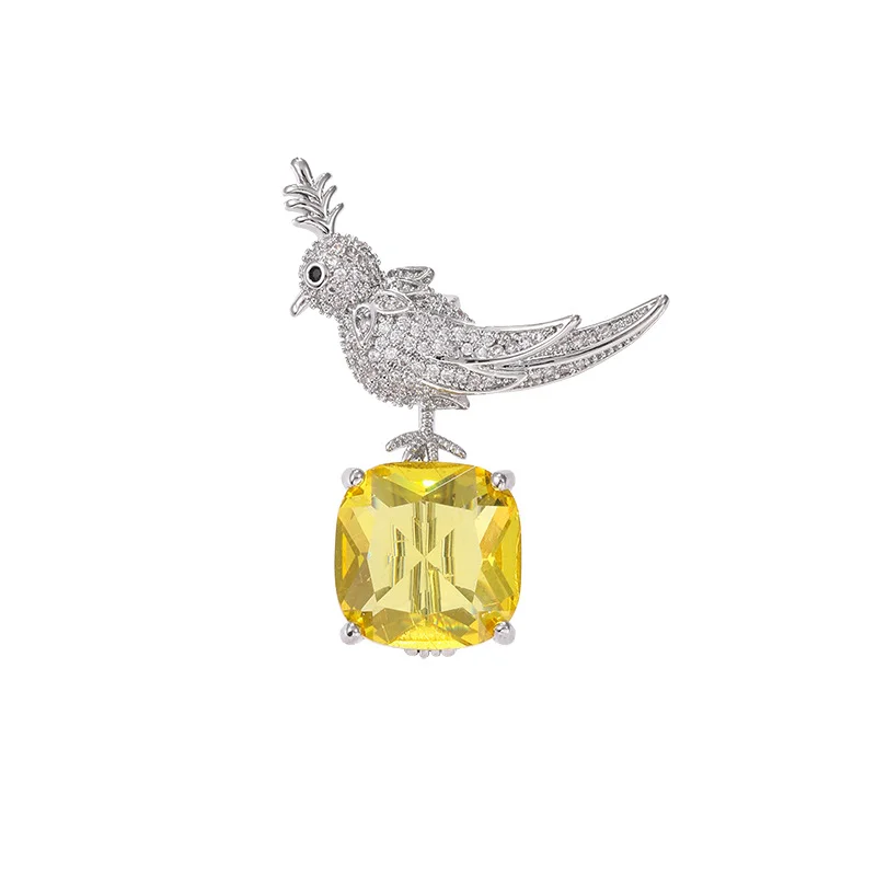 روفو Bird Brooch